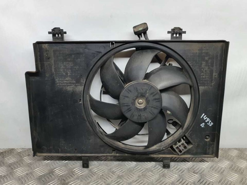 Recambio de electroventilador para ford fiesta (ccn) ambiente referencia OEM IAM 8V518C607CK M134394H VALEO