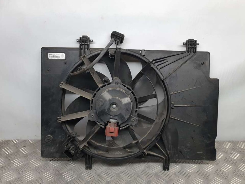 Recambio de electroventilador para ford fiesta (ccn) ambiente referencia OEM IAM 8V518C607CK M134394H VALEO