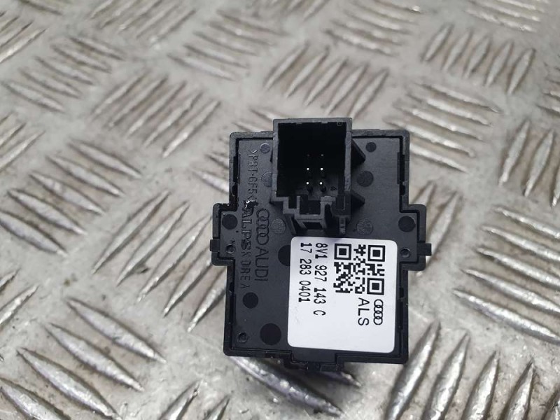 Recambio de interruptor para audi a3 sportback (8vf) design edition referencia OEM IAM 8V1927143C  