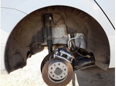 PLASTICO PASE RUEDA TRAS. DCH. 5E3810970A 