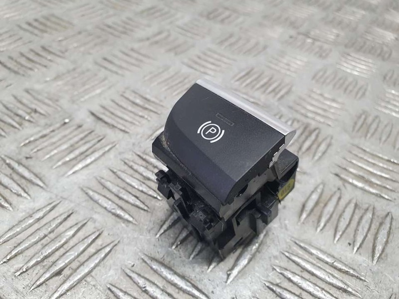 Recambio de interruptor para audi a3 sportback (8vf) design edition referencia OEM IAM 8V1927143C  