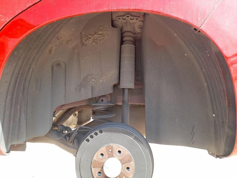 Recambio de plastico pase rueda tras. izq. para fiat 500l (351_, 352_) 1.4 (199lyb1b) referencia OEM IAM 51884830  