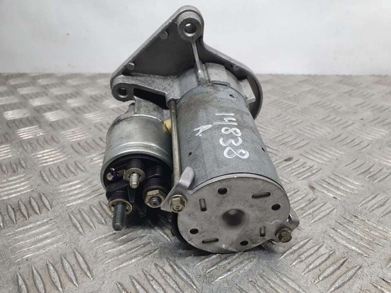 Recambio de motor arranque para ford fiesta (ccn) ambiente referencia OEM IAM 8V2111000AE TS14E11 VALEO