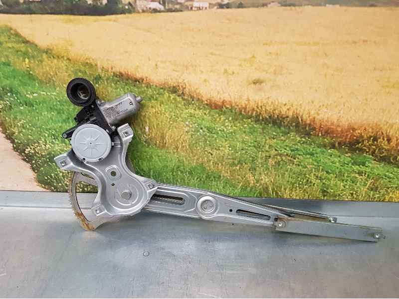 Recambio de elevalunas delantero derecho para toyota yaris ts referencia OEM IAM 857100D100 6 PINS ELECTRICO