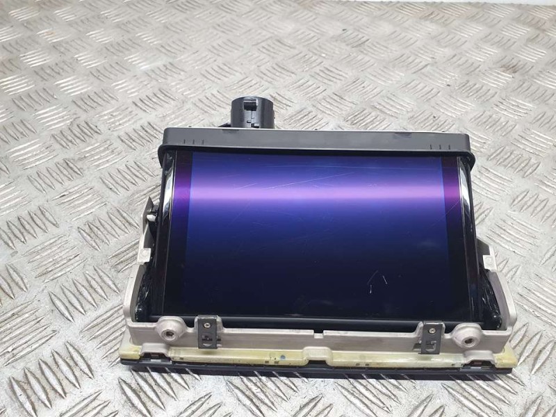 Recambio de sistema navegacion gps para audi a3 sportback (8vf) design edition referencia OEM IAM 8V0857273P ALPINE 