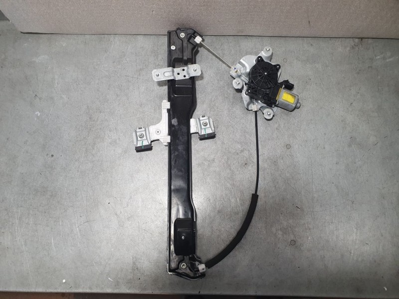 Recambio de elevalunas delantero derecho para ssangyong xlv crystal 4x2 referencia OEM IAM SIN REF  ELECTRICO