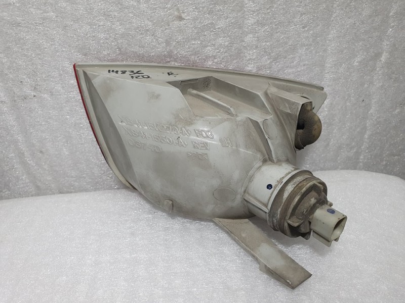 Recambio de piloto trasero izquierdo paragolpes para ford focus berlina (cak) ghia referencia OEM IAM XS4115K273A XS4115501A 