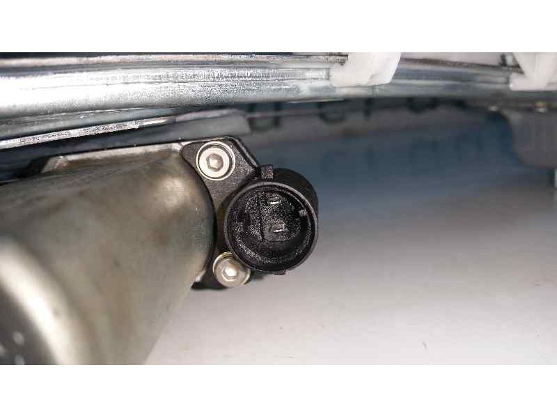 Recambio de elevalunas delantero derecho para dacia duster ambiance 4x2 referencia OEM IAM 8200733828 2 PINS ELECTRICO