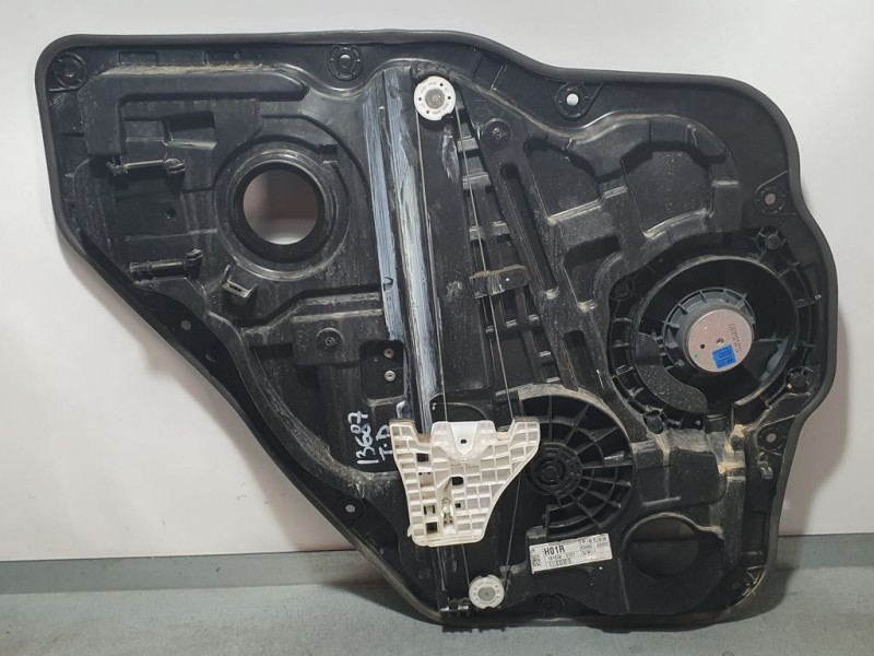 Recambio de elevalunas trasero derecho para hyundai ioniq hybrid referencia OEM IAM 181030277  ELECTRICO 2 PINS