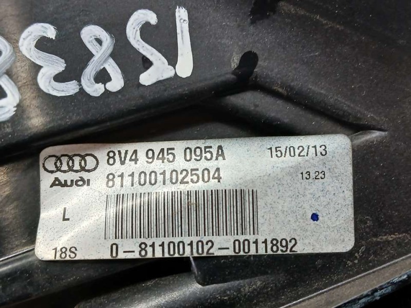 Recambio de piloto trasero izquierdo para audi a3 sportback (8va) ambiente referencia OEM IAM 8V4945095A 81100102 EXTERIOR