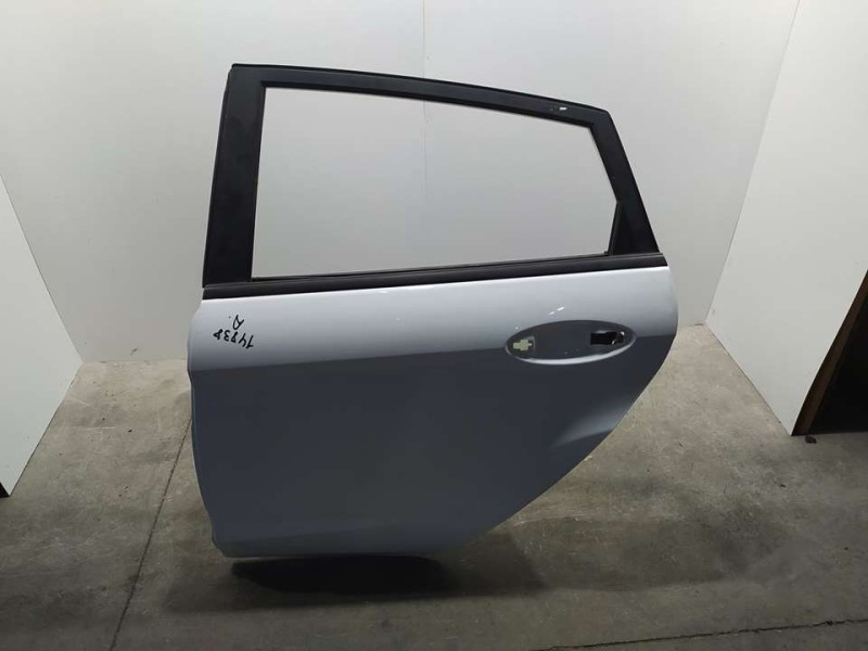 Recambio de puerta trasera izquierda para ford fiesta (ccn) ambiente referencia OEM IAM 1692503  