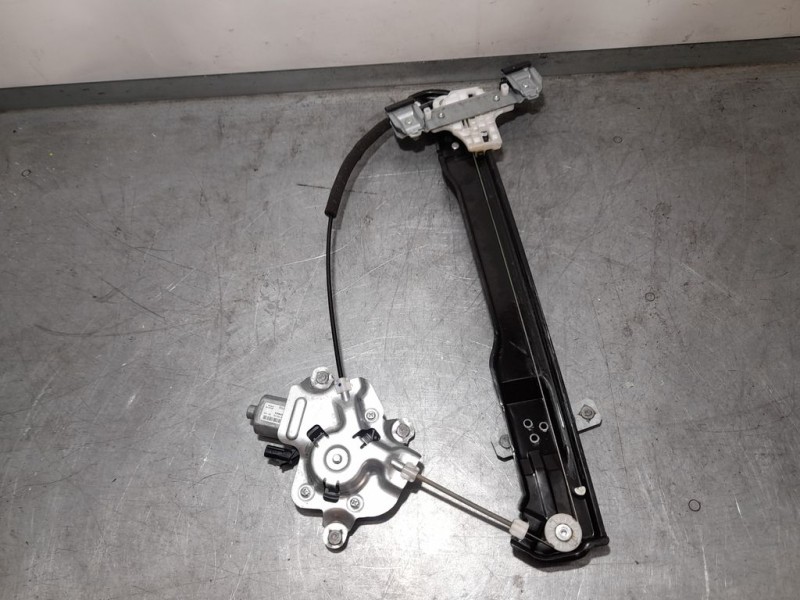 Recambio de elevalunas delantero izquierdo para ssangyong xlv crystal 4x2 referencia OEM IAM   ELECTRICO 2 PINES