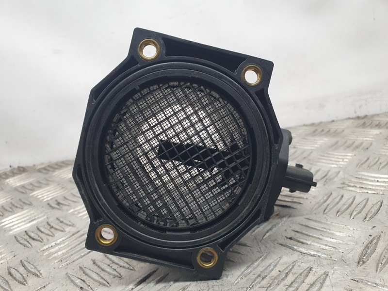 Recambio de caudalimetro para nissan primera berlina (p11) gx referencia OEM IAM 226807F400 0281002207 BOSCH