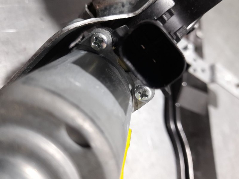 Recambio de elevalunas delantero izquierdo para ssangyong xlv crystal 4x2 referencia OEM IAM   ELECTRICO 2 PINES