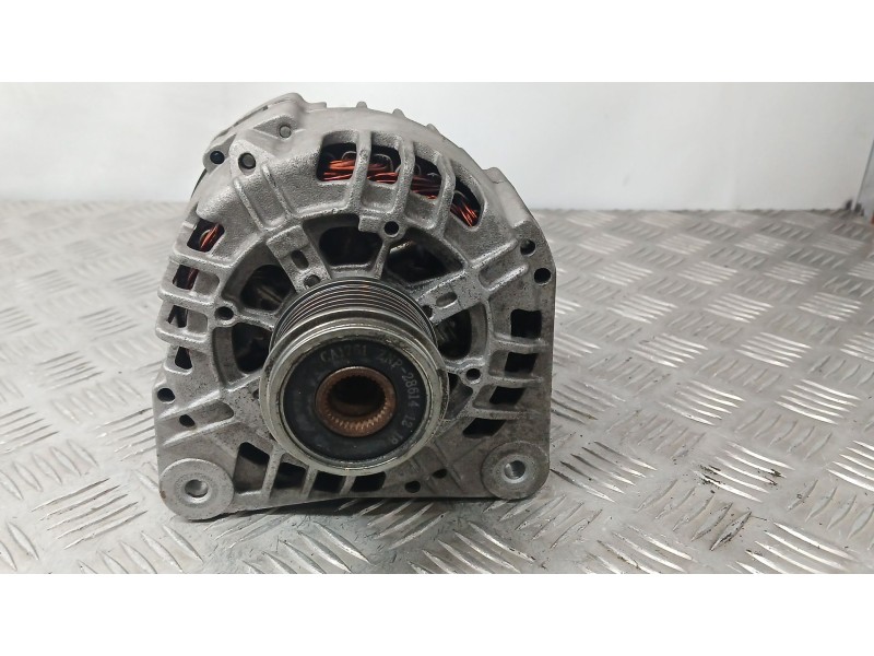 Recambio de alternador para renault trafic ii furgoneta (fl) 1.9 dci 80 (fl0b) referencia OEM IAM 8200590255 LGK 441792