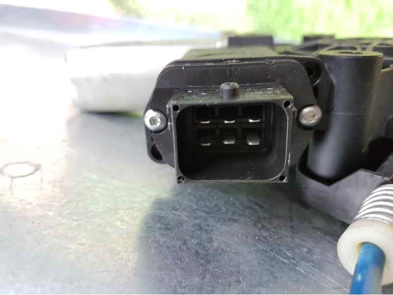 Recambio de elevalunas delantero derecho para opel corsa d selective referencia OEM IAM  6 PINS ELECTRICO