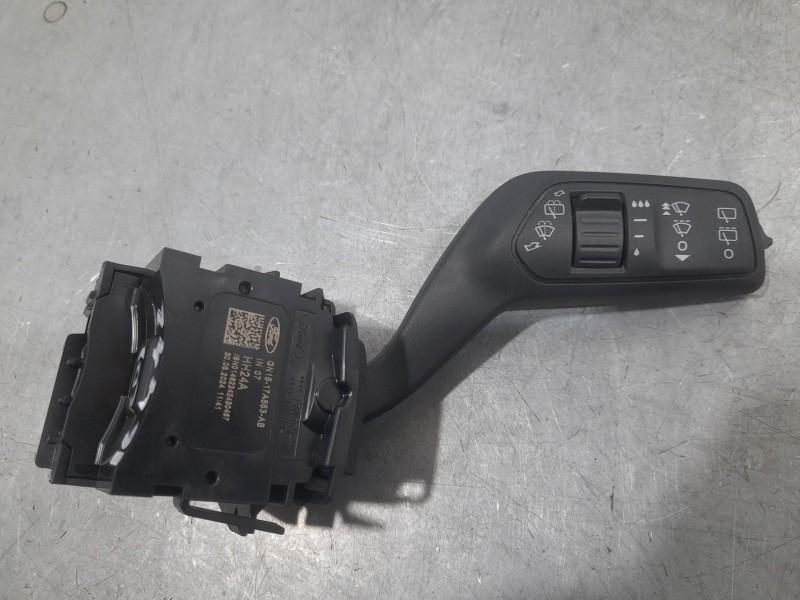 Recambio de mando limpia para ford focus iv turnier (hp) 1.0 ecoboost mhev referencia OEM IAM GN1517A553AB  
