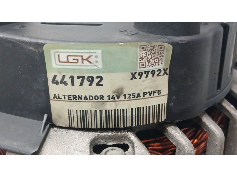 Recambio de alternador para renault trafic ii furgoneta (fl) 1.9 dci 80 (fl0b) referencia OEM IAM 8200590255 LGK 441792