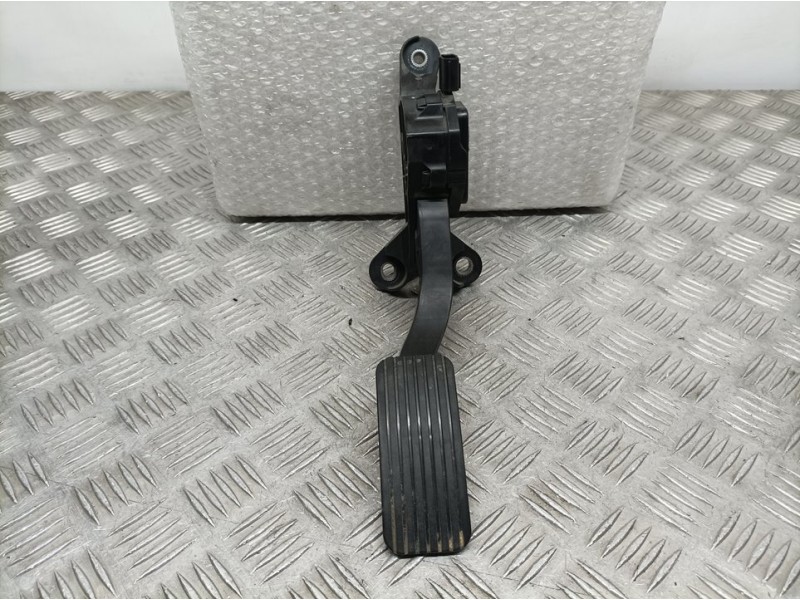 Recambio de potenciometro pedal para hyundai i30 (pd) select referencia OEM IAM 32700G4200  