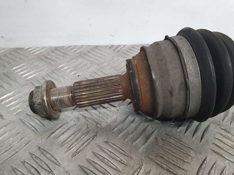 Recambio de transmision delantera izquierda para ford fiesta (ccn) ambiente referencia OEM IAM 8V513B437CD  