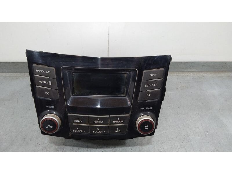 Recambio de sistema audio / radio para ssangyong xlv crystal 4x2 referencia OEM IAM 8911035000  