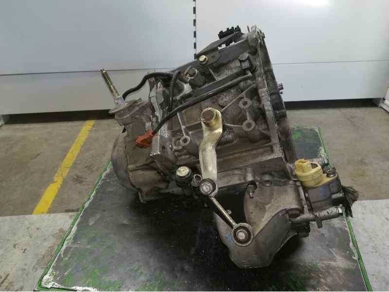Recambio de caja cambios para peugeot 206 berlina xr referencia OEM IAM 20DL72 3082756A 5VELOCIDADES