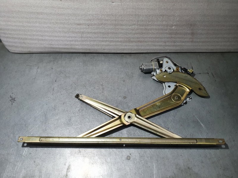 Recambio de elevalunas delantero derecho para kia carnival ii 2.9 crdi lx referencia OEM IAM SIN REF  2 PINES