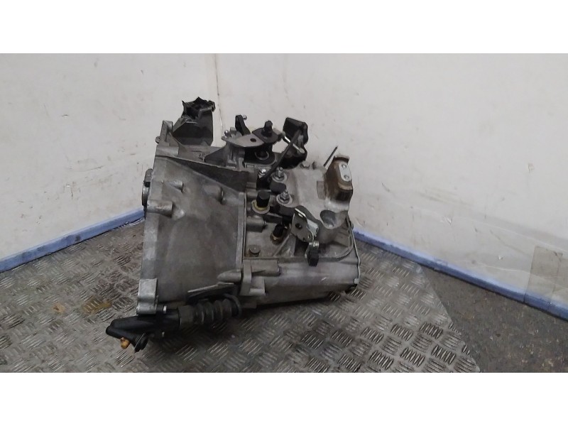 Recambio de caja cambios para citroën c4 grand picasso ii (da_, de_) 1.6 hdi / bluehdi 115 referencia OEM IAM 20MB32  6VELOCIDAD