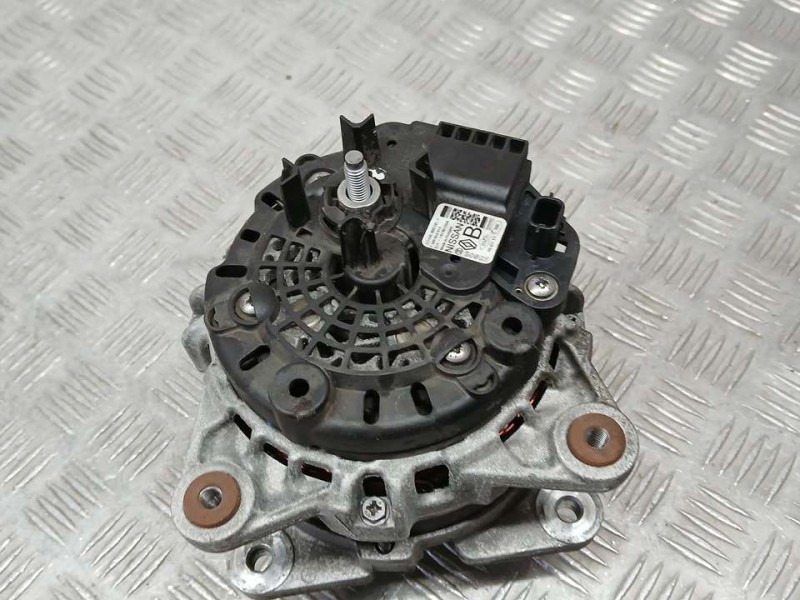 Recambio de alternador para renault talisman grandtour life referencia OEM IAM 231004BE0BF F000BL0814 BOSCH