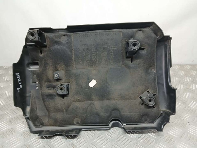 Recambio de tapa motor para audi a3 sportback (8va) ambiente referencia OEM IAM 06K103925P  
