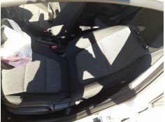 ASIENTO DELANTERO IZQUIERDO 