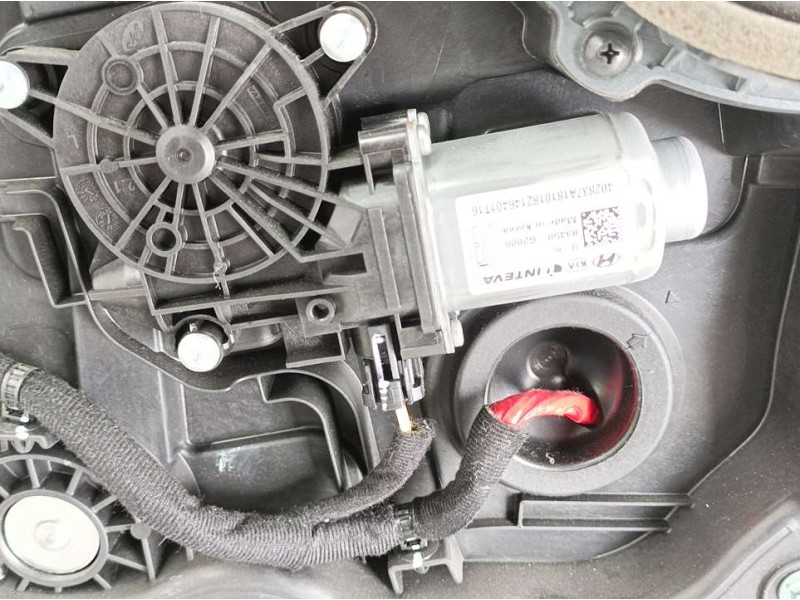 Recambio de elevalunas trasero izquierdo para hyundai ioniq hybrid referencia OEM IAM 83470G2000  ELECTRICO