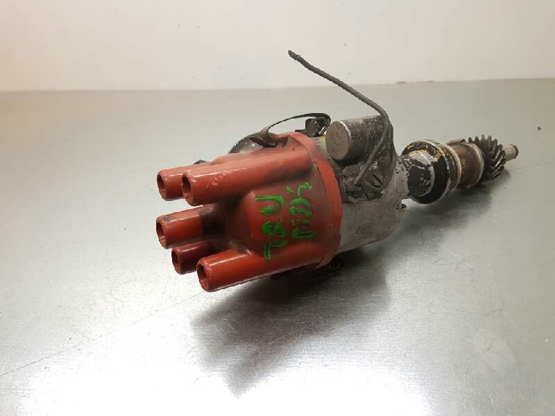 Recambio de delco para ford taunus 2.0 carburador referencia OEM IAM 0231170172 76HF12100CB BOSCH