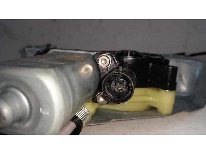 Recambio de elevalunas delantero derecho para renault kangoo profesional referencia OEM IAM  2 PINS ELECTRICO