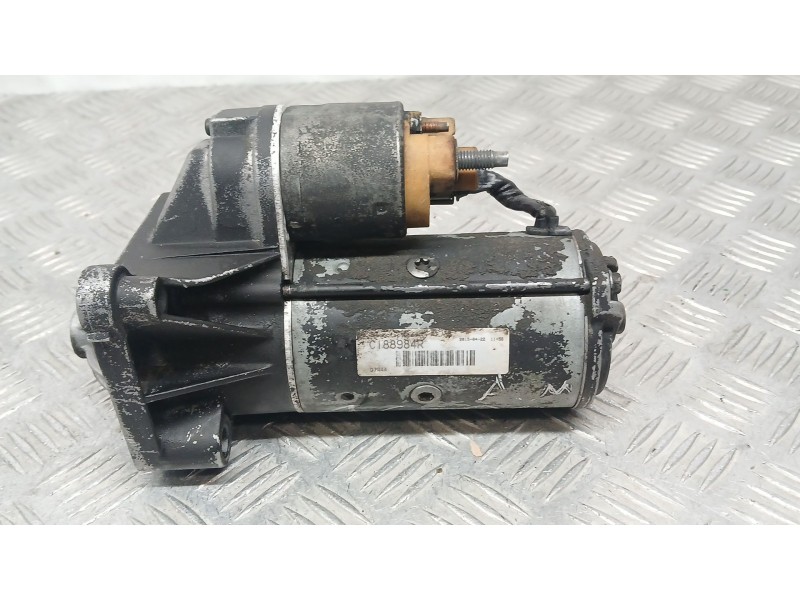 Recambio de motor arranque para renault trafic ii furgoneta (fl) 1.9 dci 80 (fl0b) referencia OEM IAM 7711134792 D7R44 C188987R