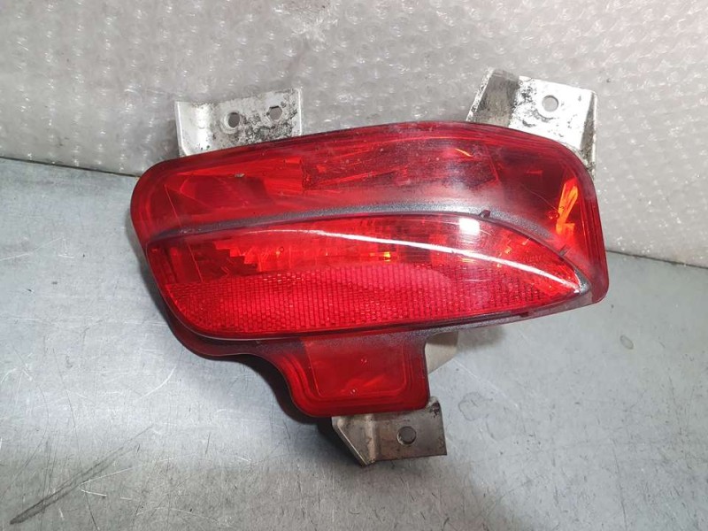 Recambio de piloto trasero izquierdo paragolpes para opel zafira tourer edition referencia OEM IAM 13278790 338834753 
