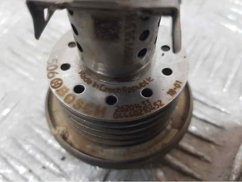 Recambio de inyector adblue para opel vivaro b kasten/combi furgon l1 h1 2.9t expresion referencia OEM IAM 26201433  BOSCH