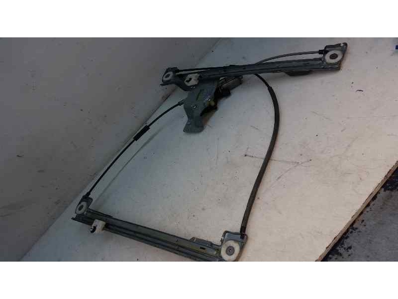 Recambio de elevalunas delantero derecho para renault kangoo profesional referencia OEM IAM  2 PINS ELECTRICO