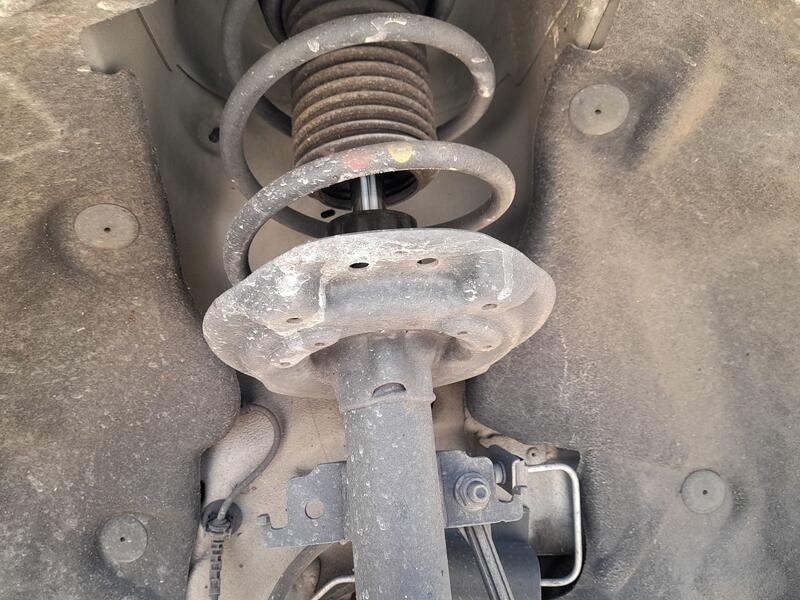 Recambio de amortiguador delantero derecho para renault talisman (lp_) 1.5 dci 110 referencia OEM IAM 543026632R  