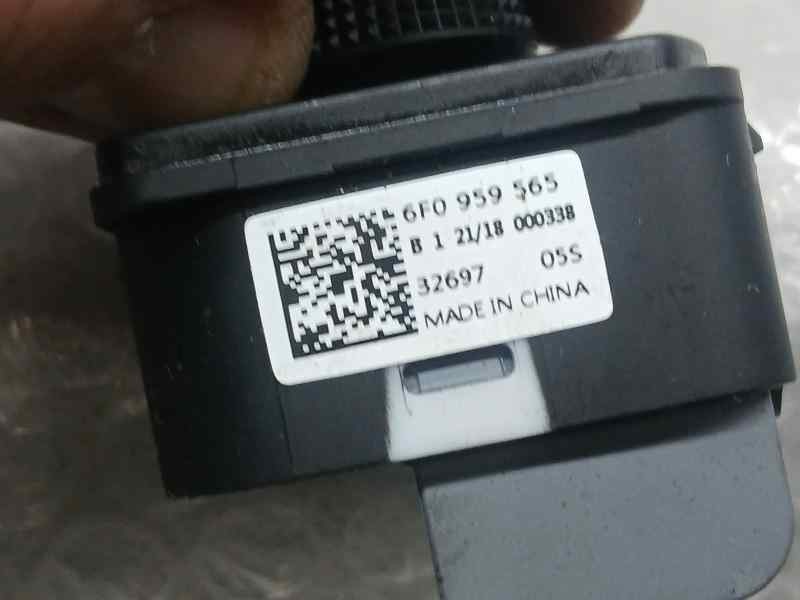 Recambio de mando retrovisor para seat arona style edition referencia OEM IAM 6F0959565  