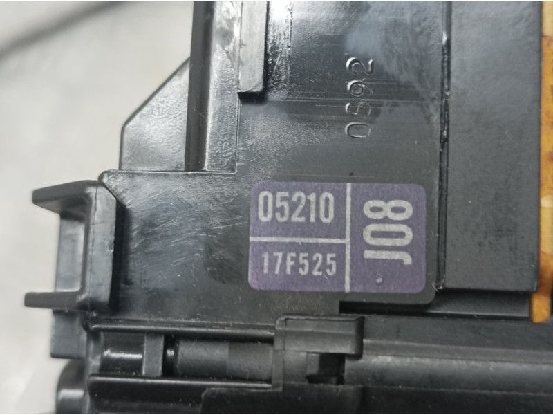 Recambio de mando limpia para toyota verso active referencia OEM IAM 0521017F525  