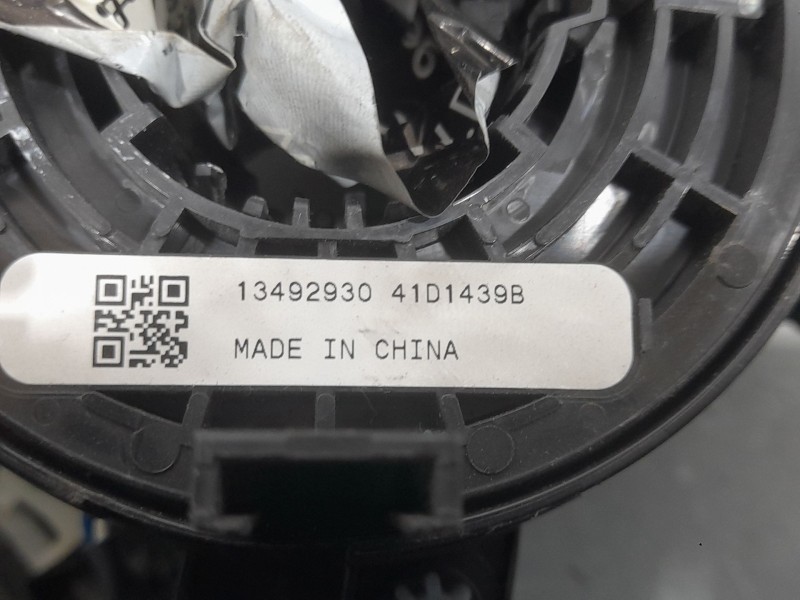 Recambio de airbag delantero izquierdo para opel astra k lim. 5türig business referencia OEM IAM 39042463  