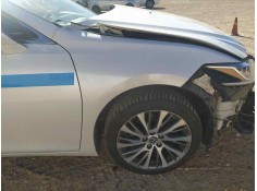 Recambio de aleta delantera derecha para lexus es 300h referencia OEM IAM 5380133230  