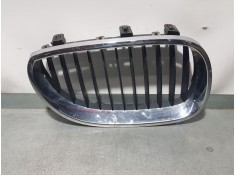 Recambio de rejilla delantera para bmw serie 5 berlina (e60) 520d referencia OEM IAM 51137027062  DER.