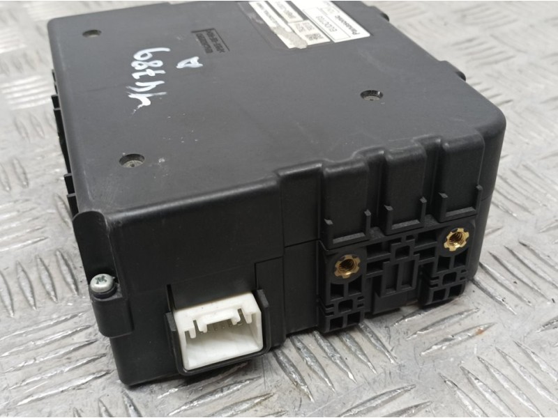 Recambio de centralita abs para lexus rx 400h referencia OEM IAM 8968033010  PANASONIC