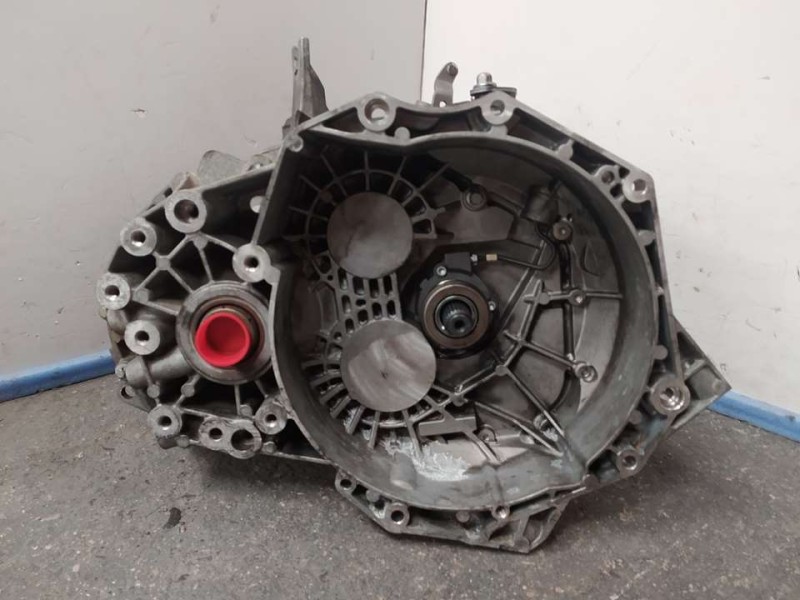 Recambio de caja cambios para opel zafira tourer excellence referencia OEM IAM 55582881 4062518 6VELOCIDADES