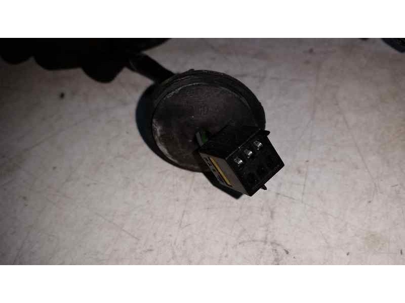 Recambio de retrovisor izquierdo para opel corsa d cosmo referencia OEM IAM  3 CABLES ELECTRICO