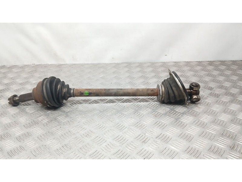 Recambio de transmision delantera izquierda para renault trafic ii furgoneta (fl) 1.9 dci 80 (fl0b) referencia OEM IAM 771113518