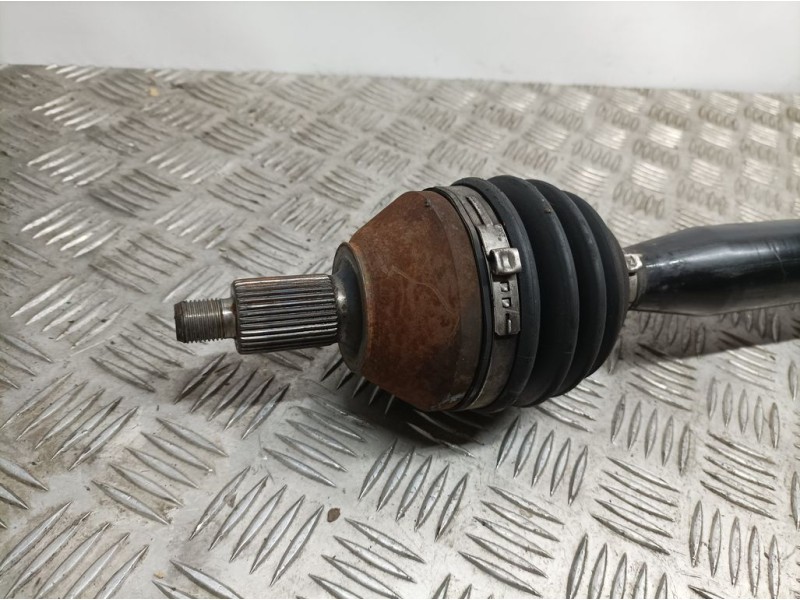 Recambio de transmision delantera derecha para volkswagen polo (6c1) advance bluemotion referencia OEM IAM 6R04077625K  