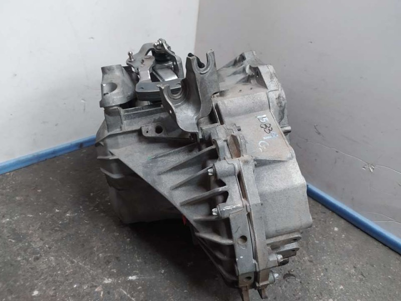 Recambio de caja cambios para opel zafira tourer excellence referencia OEM IAM 55582881 4062518 6VELOCIDADES